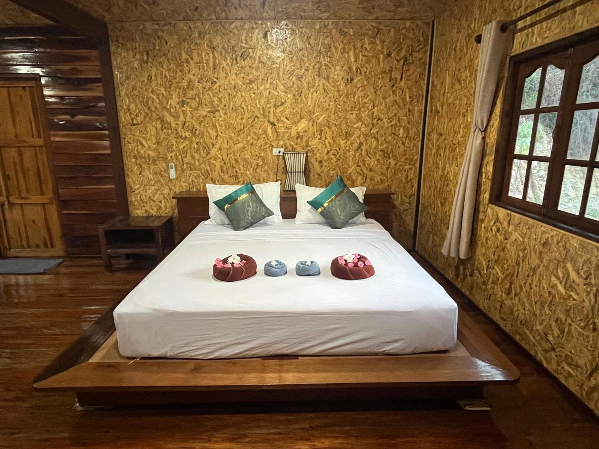 Koh Jum Home Stay Buitenkant foto